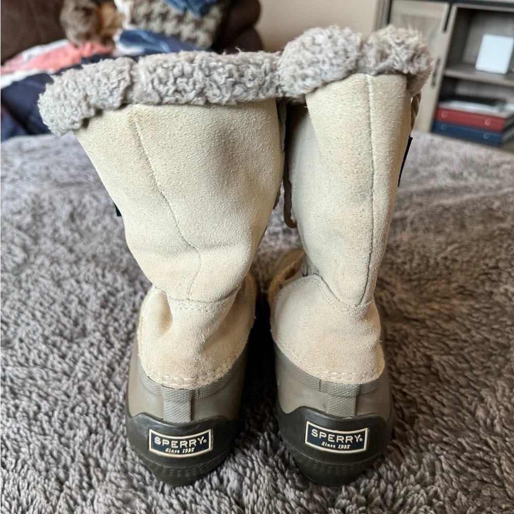 SPERRY Women’s Winter Boots Size 7